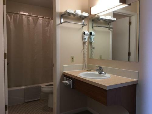 Motel Meadowlark Inn