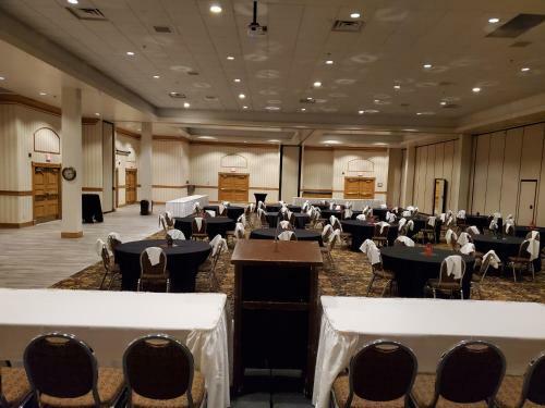 Hotel Ramada By Wyndham North Platte