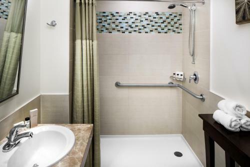 Watt Hotel Rahway, Tapestry Collection By Hilton