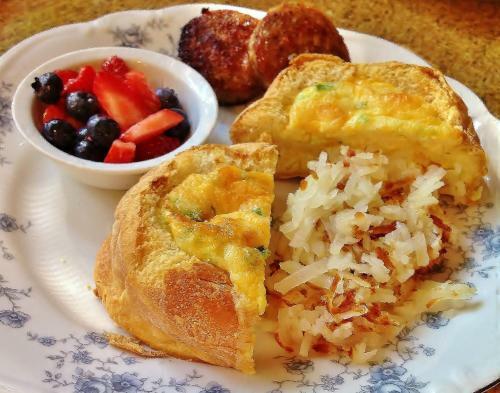 Caldwell House Bed And Breakfast