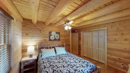 Lake Placid & Whiteface Grand Pines Lodge