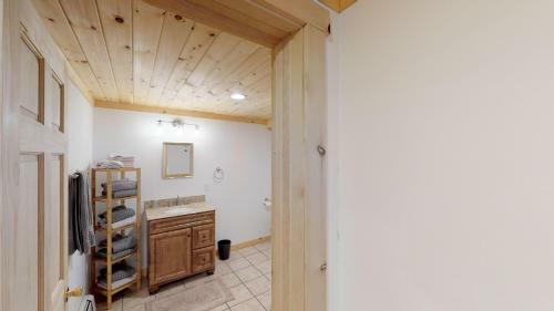 Lake Placid & Whiteface Grand Pines Lodge