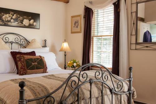 Bed & Breakfast A Butlers Manor