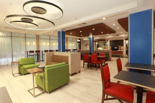 Hotel Holiday Inn Express - Oneonta