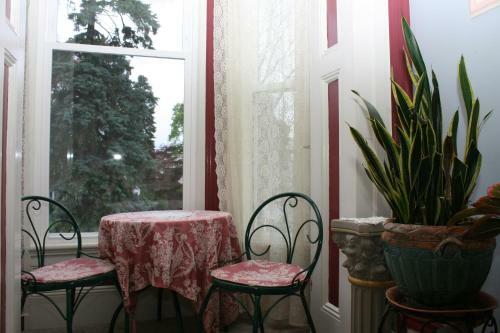 The Gridley Inn B&B
