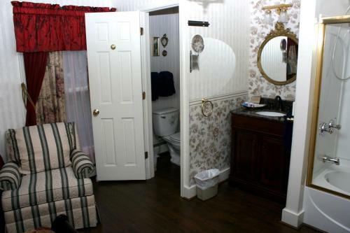 The Gridley Inn B&B