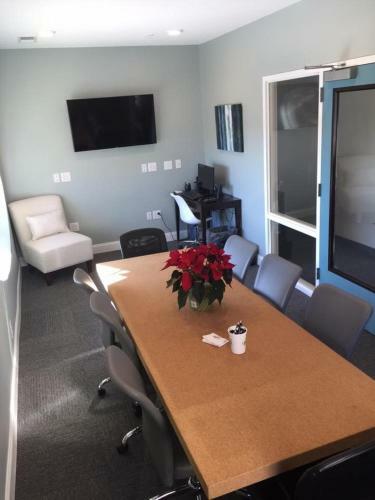 Hotel The Acorn Suites