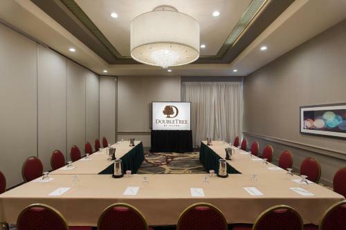 Doubletree By Hilton Hotel Los Angeles Norwalk