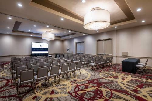 Doubletree By Hilton Hotel Los Angeles Norwalk