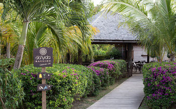 Hotel Ceblue Villas & Beach Resort