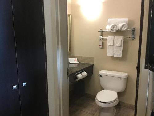 Hotel Ramada Pincher Creek