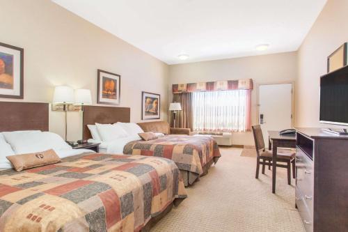 Hotel Ramada Pincher Creek