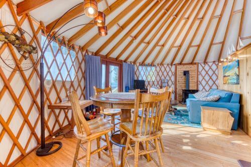 Yurt On The Bay