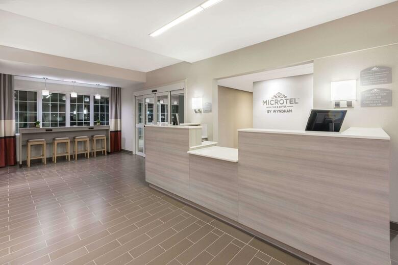 Hotel Microtel Inn & Suites By Wyndham Perry