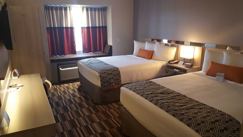 Hotel Microtel Inn & Suites By Wyndham Perry
