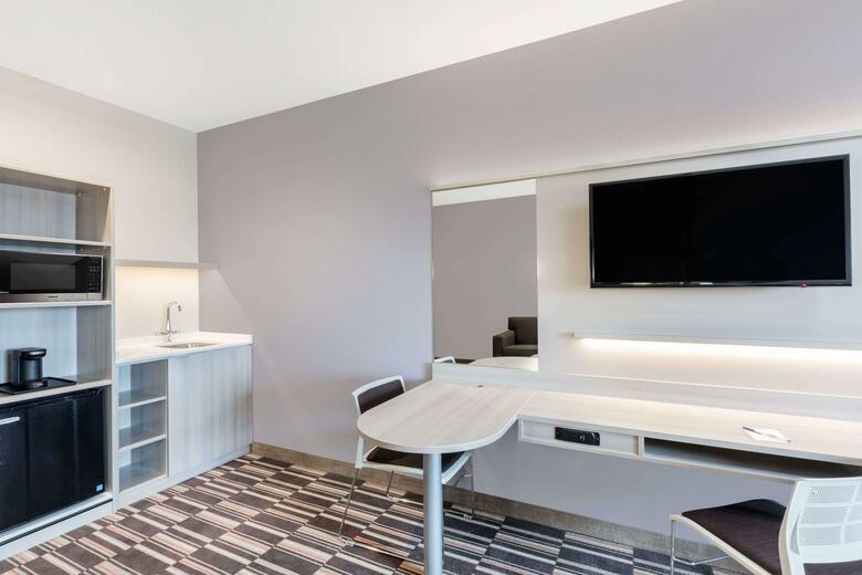 Hotel Microtel Inn & Suites By Wyndham Perry