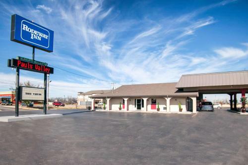 Hotel Rodeway Inn - Pauls Valley