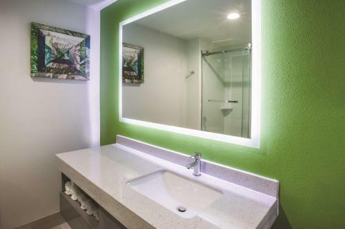 Hotel La Quinta By Wyndham Owasso