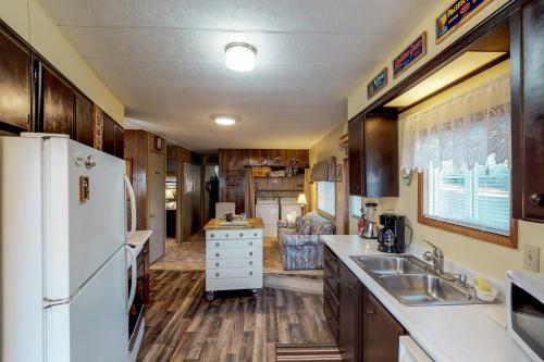 The Captain's Cabin