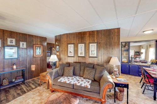 The Captain's Cabin