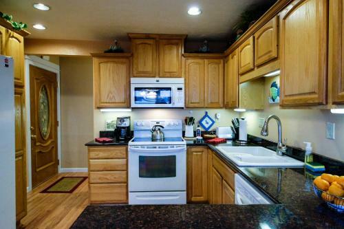 Sparkling Sands Oceanfront