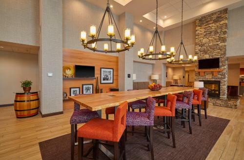 Hotel Hampton Inn & Suites Roseburg