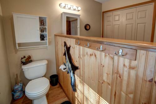 Moose Manor Three-bedroom Chalet