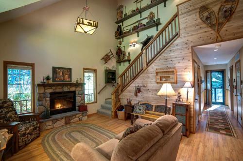 Moose Manor Three-bedroom Chalet