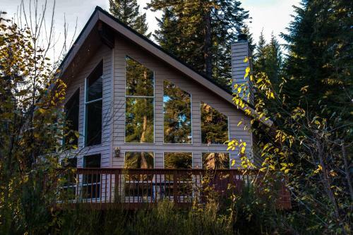 Wy'east View Three-bedroom Chalet