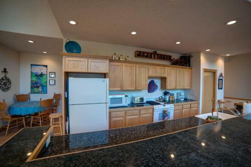 Wy'east View Three-bedroom Chalet