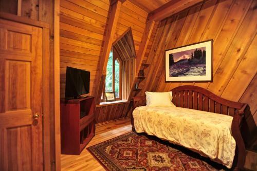 Forrest Lodge Four-bedroom Chalet