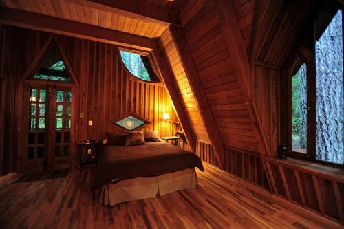 Forrest Lodge Four-bedroom Chalet