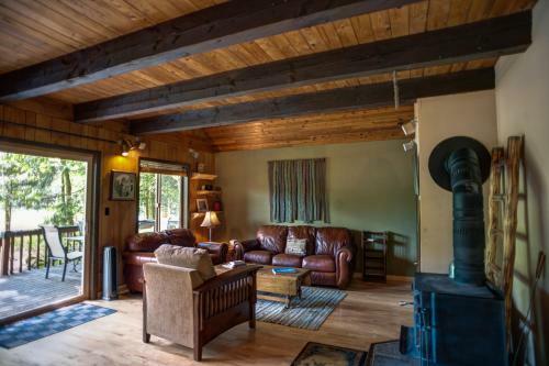 River White House Three-bedroom Chalet