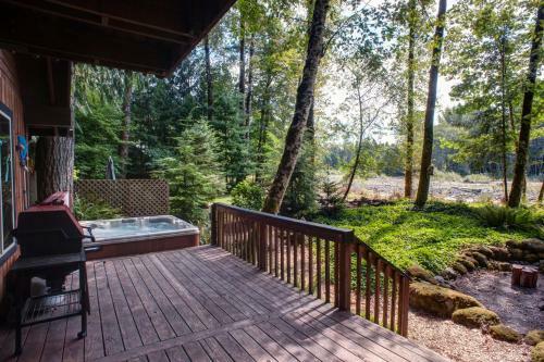 River White House Three-bedroom Chalet