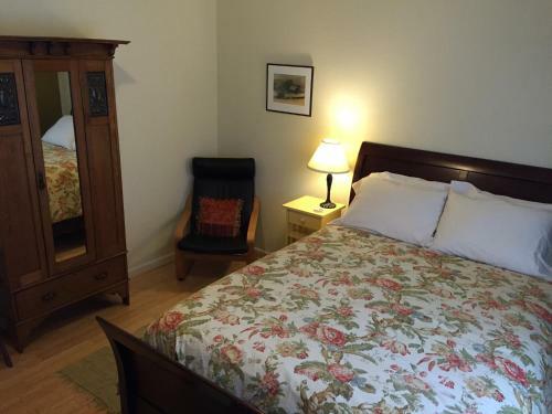 Oakridge Lodge & Uptown Bistro