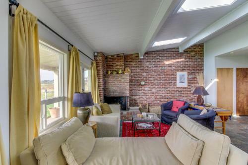 Captain's Quarters