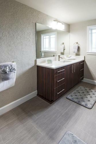 Beach Drive Suites