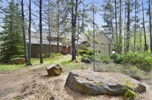 Meadowlark 4 Six-bedroom Home