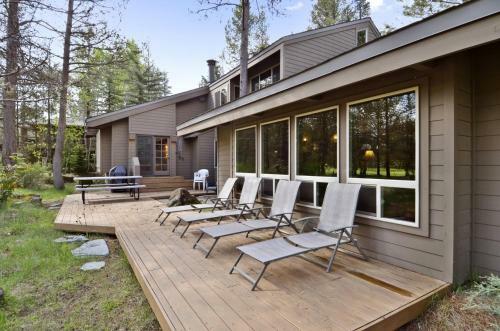 Meadowlark 4 Six-bedroom Home