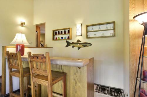 Meadowlark 4 Six-bedroom Home