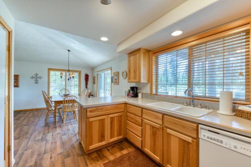 Mt Rainier Lane 07 | Discover Sunriver
