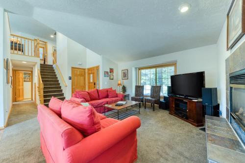Mt Rainier Lane 07 | Discover Sunriver