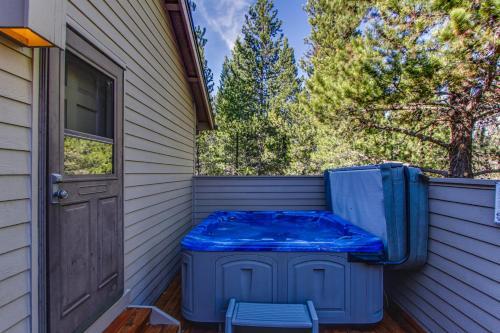 10 Camas Vacation Rental