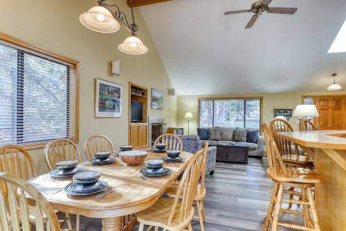 10 Camas Vacation Rental