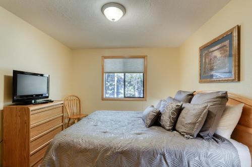 10 Camas Vacation Rental