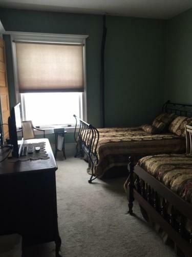 Bed & Breakfast Victorian Charm Inn