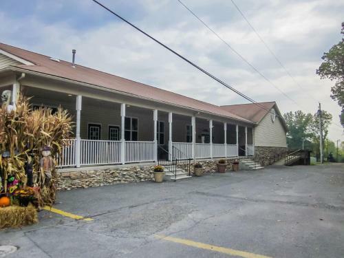 Appalachian Camping Resort Park Model 8