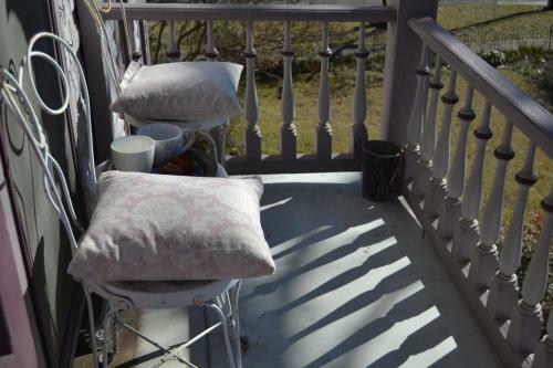 Carleton House Bed And Breakfast