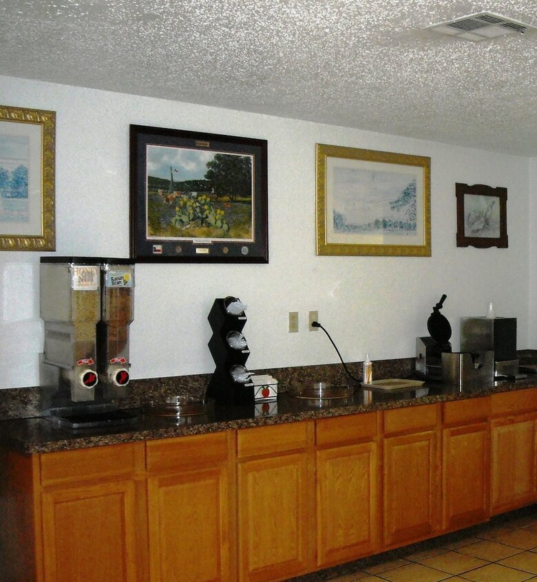 Motel Americas Best Value Inn Bonham