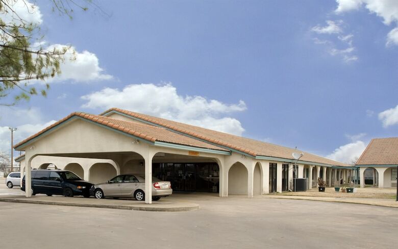 Motel Americas Best Value Inn Bonham